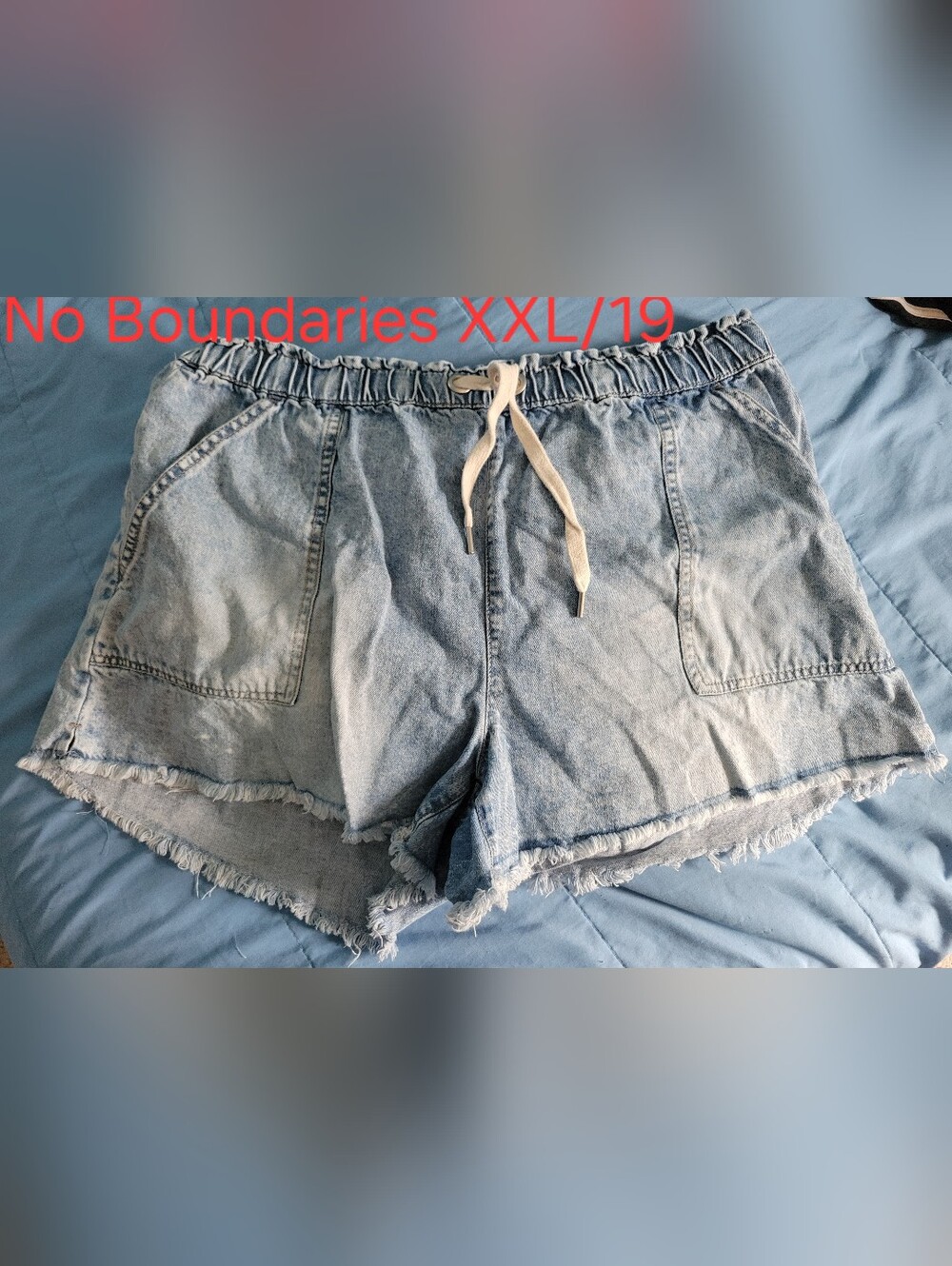 No Boundaries Light Wash Denim Drawstring Women’s Shorts